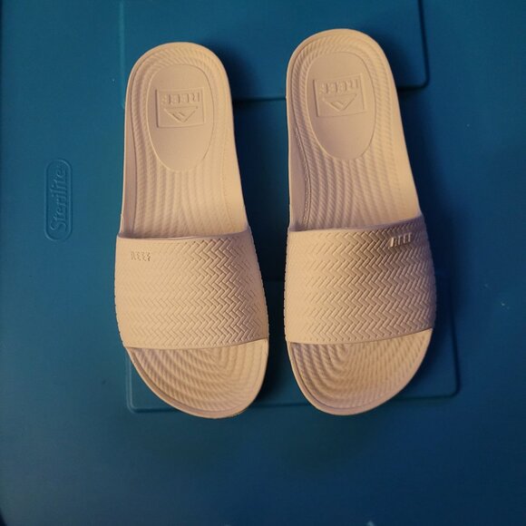 Reef Creamy-White Sandals/Slides Misses Size 9 - Picture 2 of 6